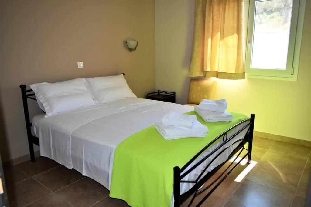 Smailis Apartment 1 Koroni  Extérieur photo